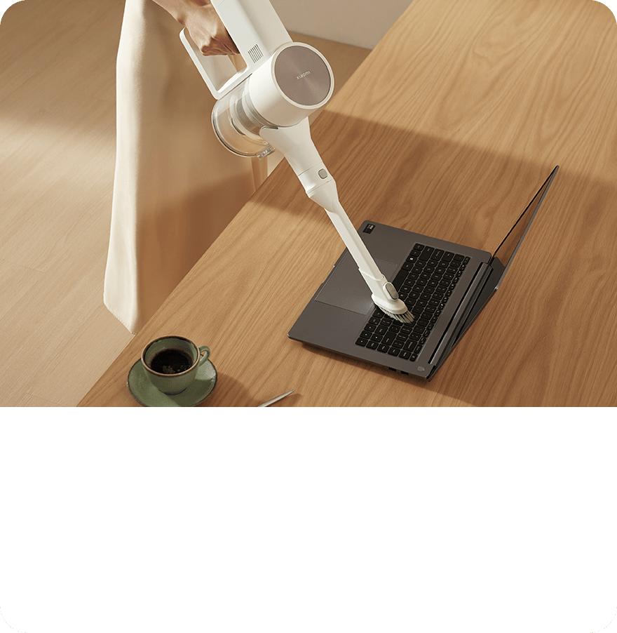 Máy hút bụi Xiaomi Vacuum Cleaner G20 làm sạch bàn làm việc